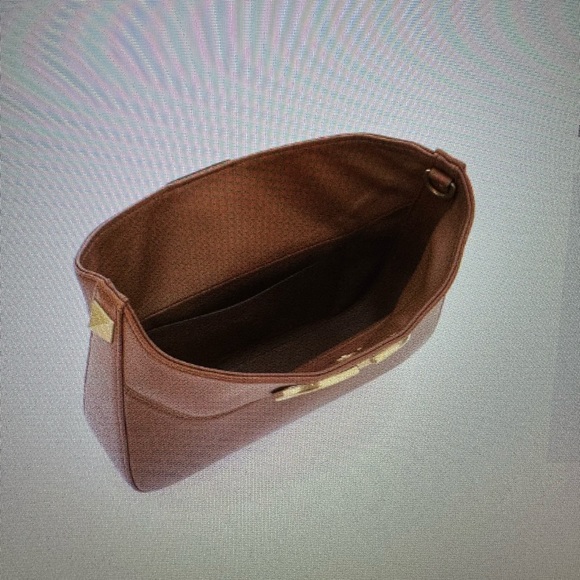 Valentino Garavani Stud Crossbody Bag - Picture 2 of 8